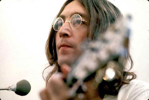 Nhân bản John Lennon?
